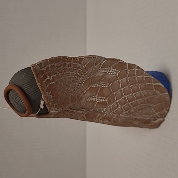 Handmade Signed Red Clay New Mexico Indian Angel by Debra Smith Wills - Picture 7 of 16